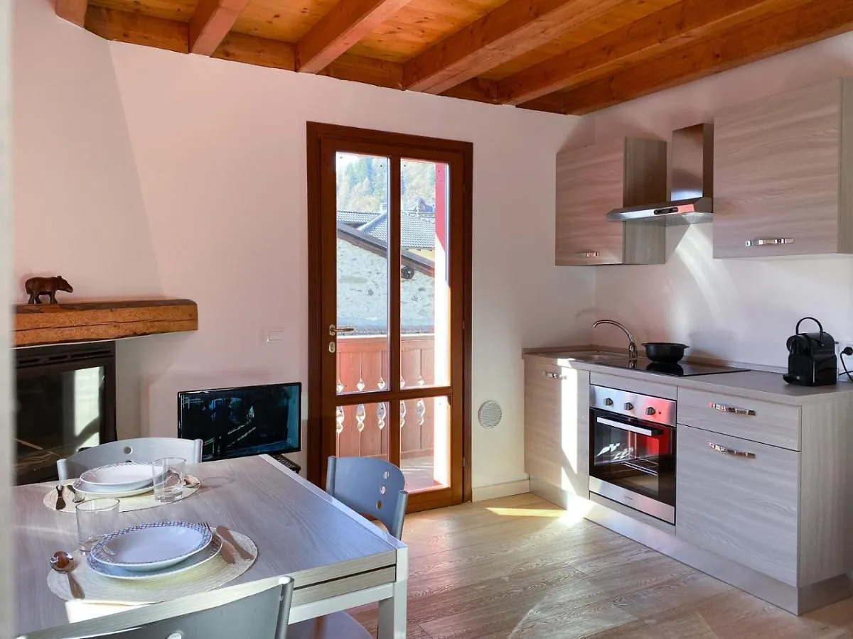 Mansarda Corno D'Aola Apartman Ponte Di Legno
